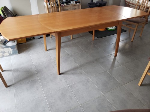 Table salle manger - à,